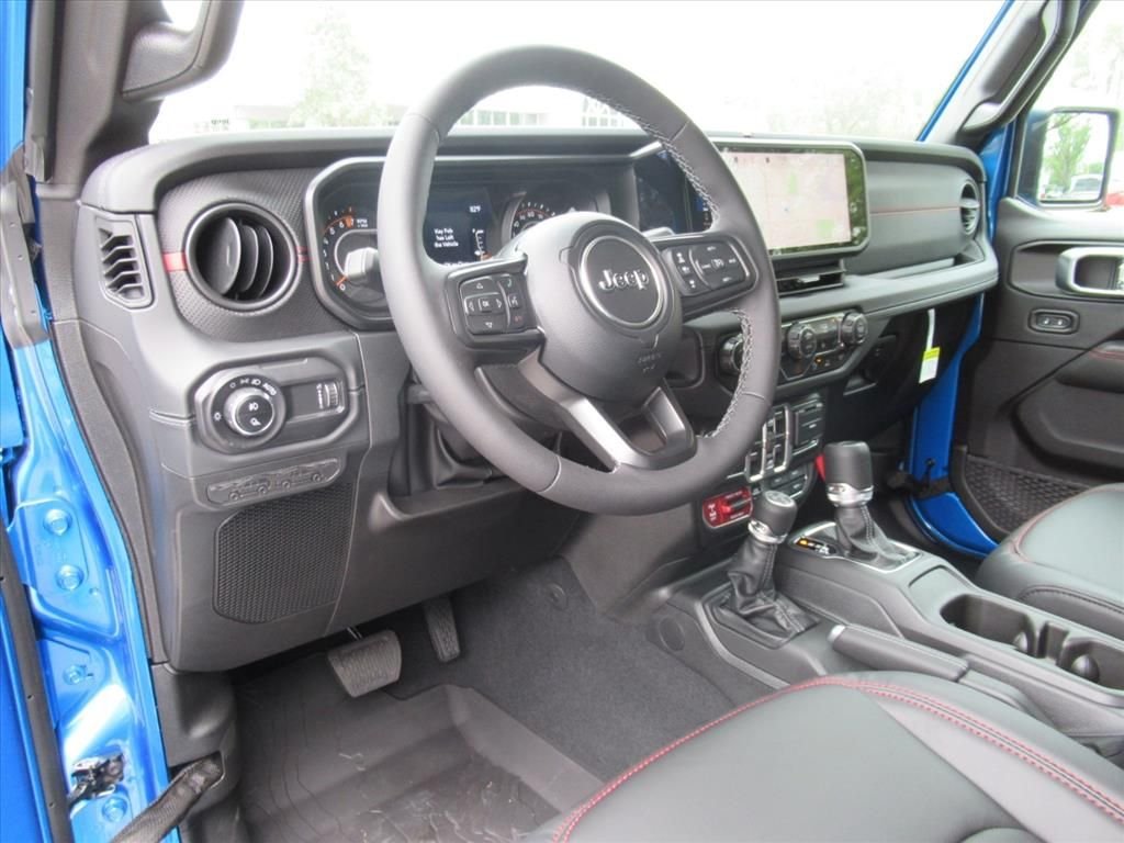 New 2026 Hydro Blue Pearl-Coat Exterior Paint Jeep Rubicon X image 17