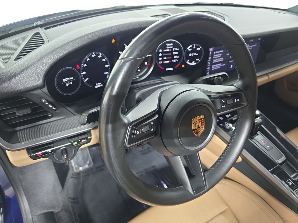 Used 2021  Porsche Carrera image 4
