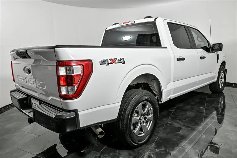 Used 2022 Oxford White Ford XL image 9