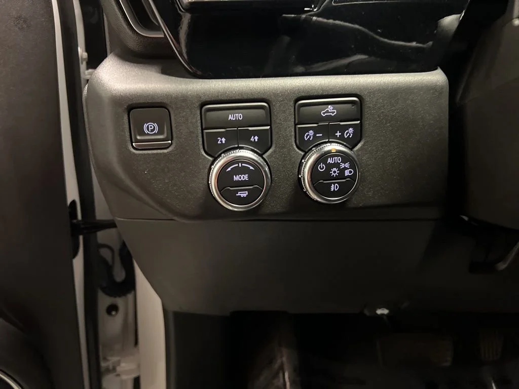 2024 GMC Sierra 1500 Elevation - Photo 19