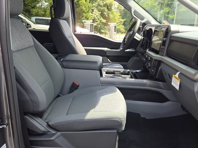 New 2026 Carbonized Gray Metallic Ford F-250® XLT image 17