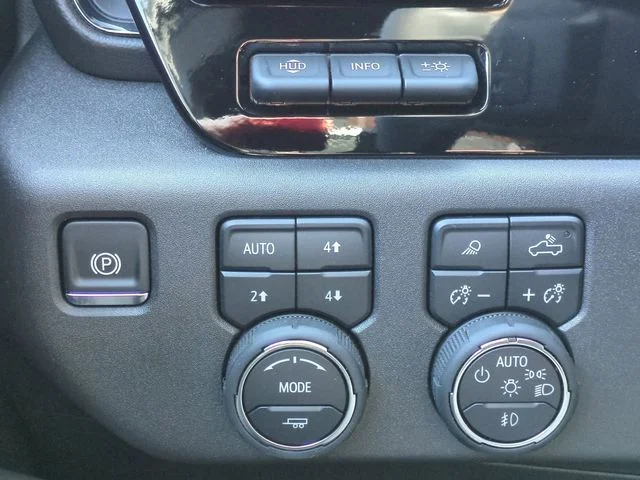 Used 2025 Gray Chevrolet ZR2 image 17