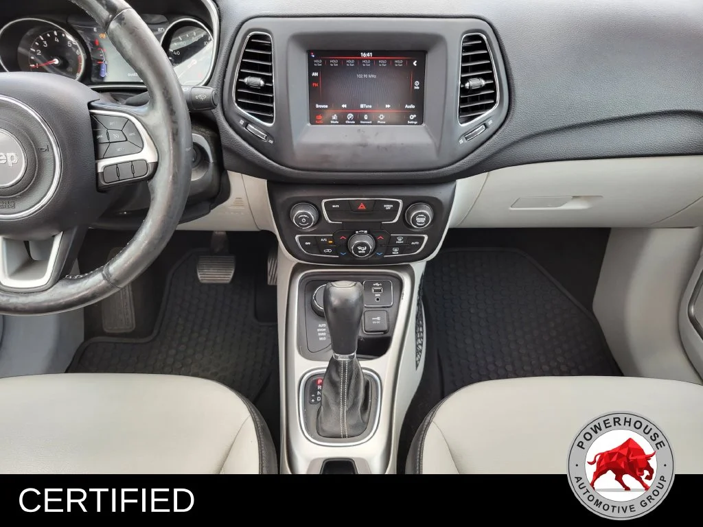 Used 2019 Gray Jeep Latitude image 19