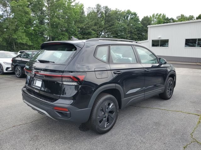 New 2026 Black Volkswagen 1.5T S image 4