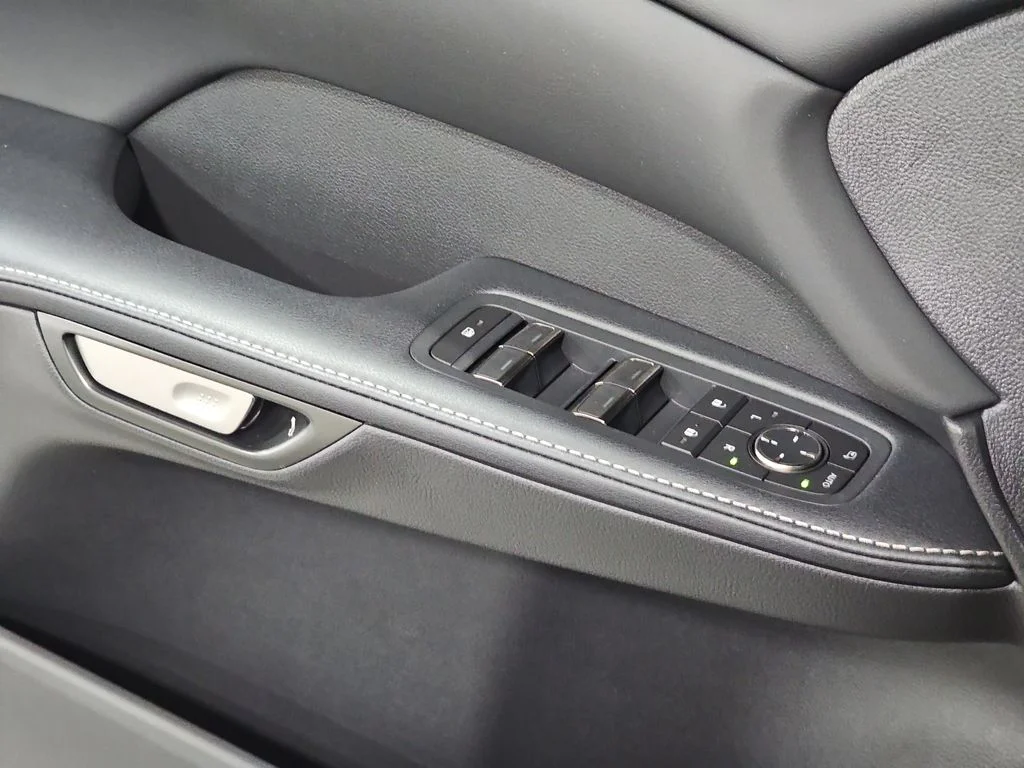 New 2026  Lexus 450h+ Premium image 25