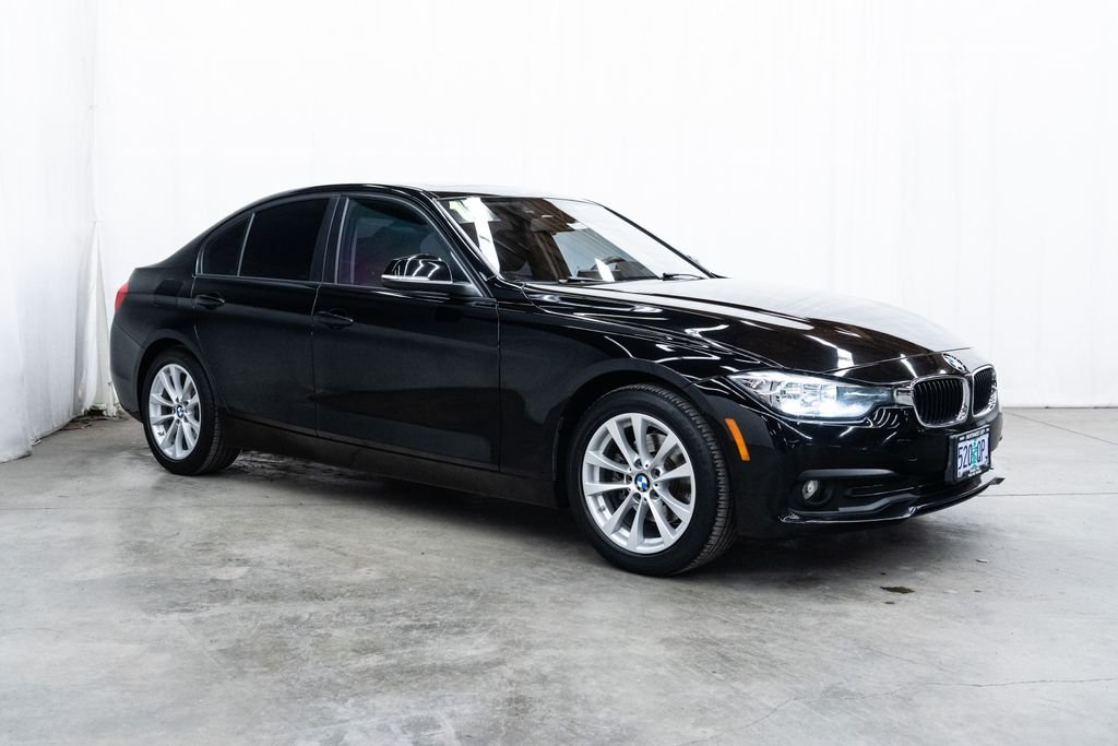 2017 BMW 3 Series 320i