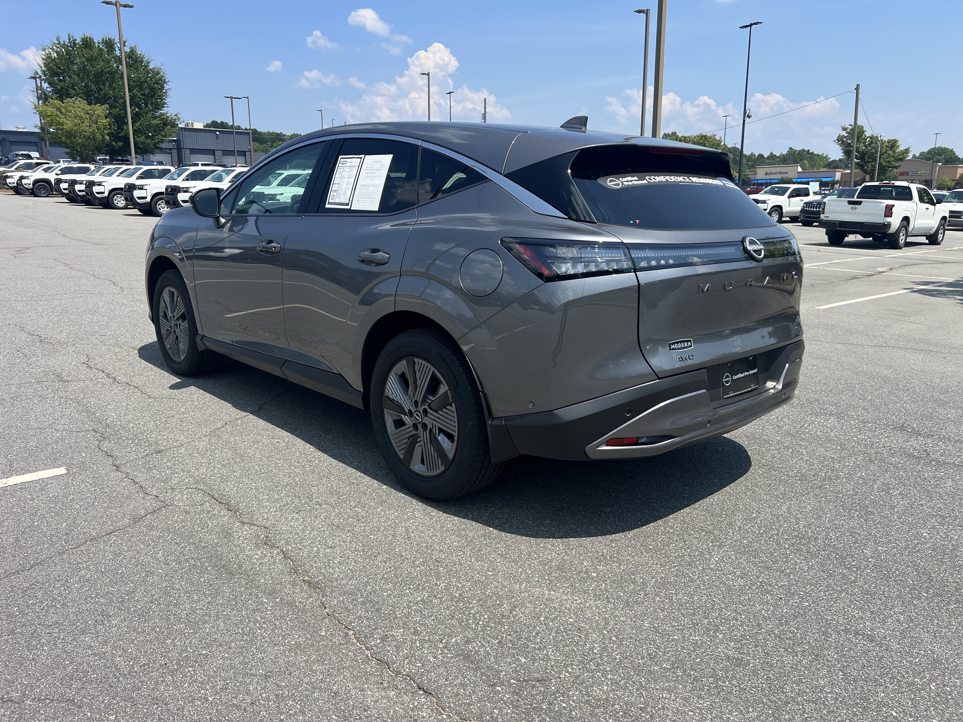 Used 2025 Gun Metallic Nissan SL image 7