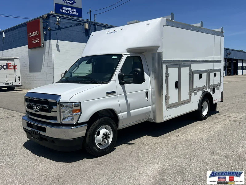 New 2027 White Ford  image 1
