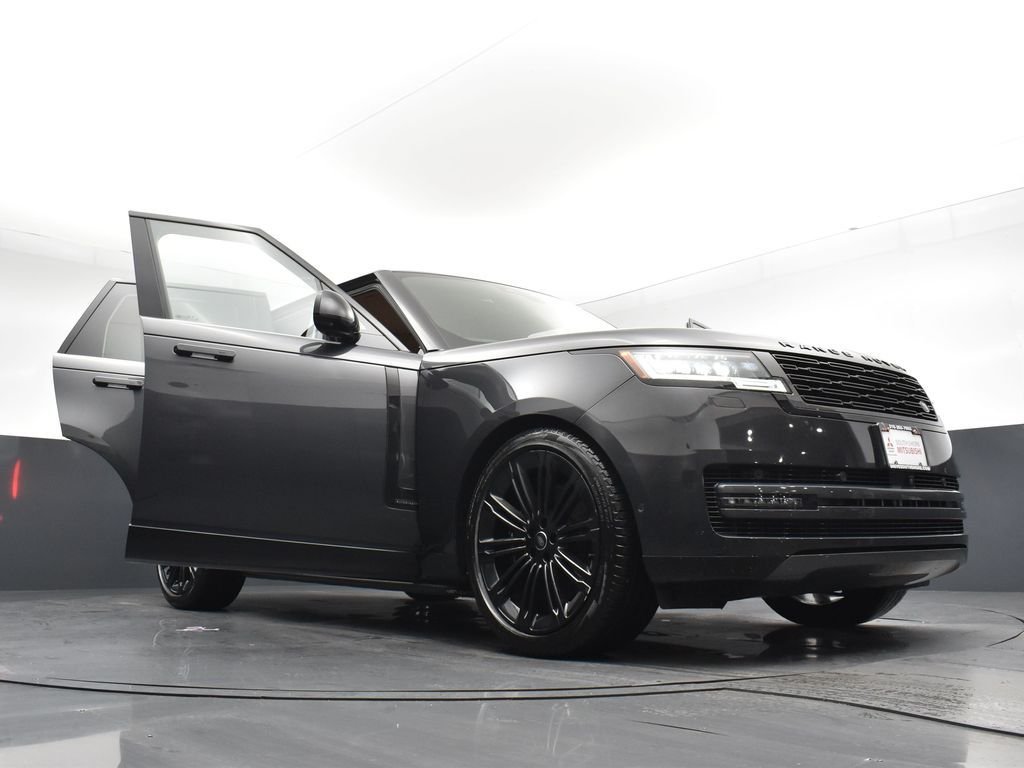 Used 2024 Black Land Rover Autobiography image 38