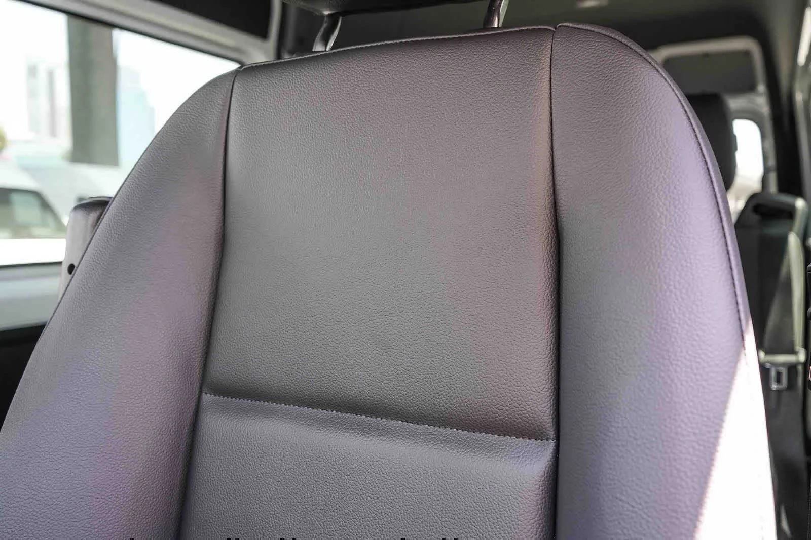 New 2026 Arctic White Mercedes-Benz Crew 144WB High Roof RWD 2.0L I4 Diesel Turbo HO image 30