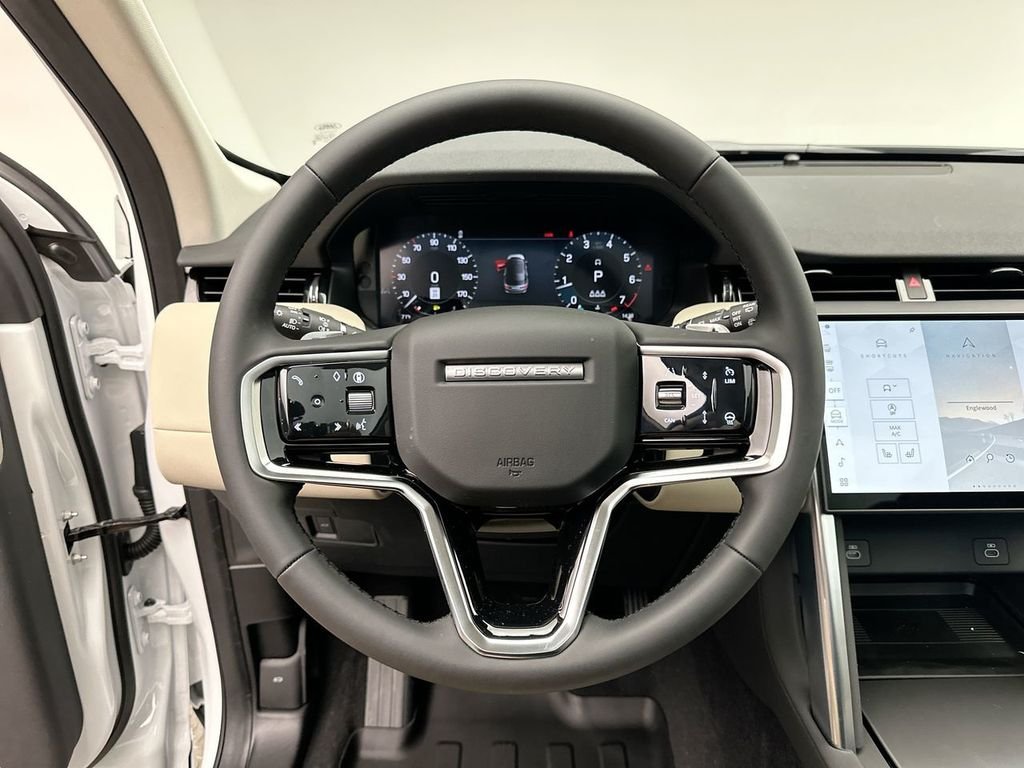 Used 2025 Fuji White Land Rover S image 12