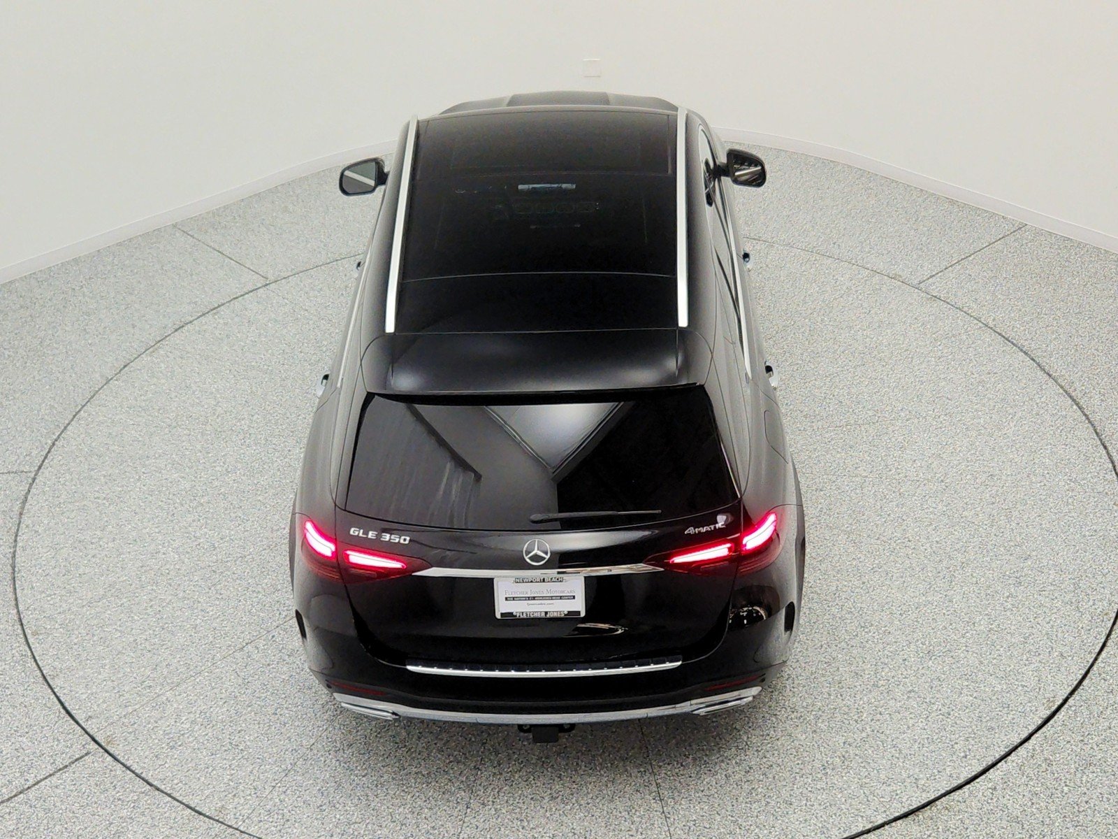 Used 2024 Black Mercedes-Benz GLE 350 4MATIC® SUV image 28