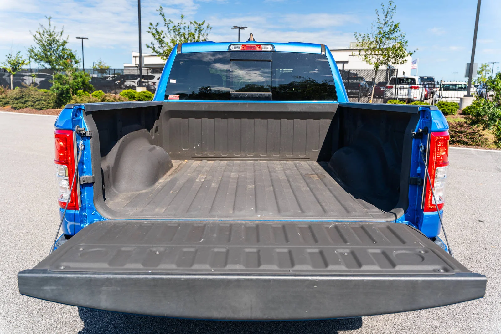 Used 2022 Blue Ram Big Horn/Lone Star image 15