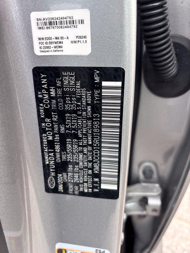 Used 2024 Silver Hyundai SEL Convenience image 10