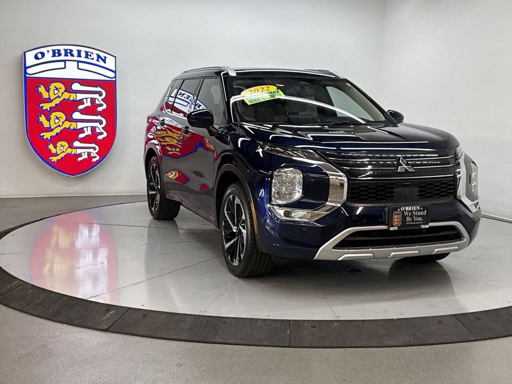 2022 Mitsubishi Outlander SEL S-AWC's photo