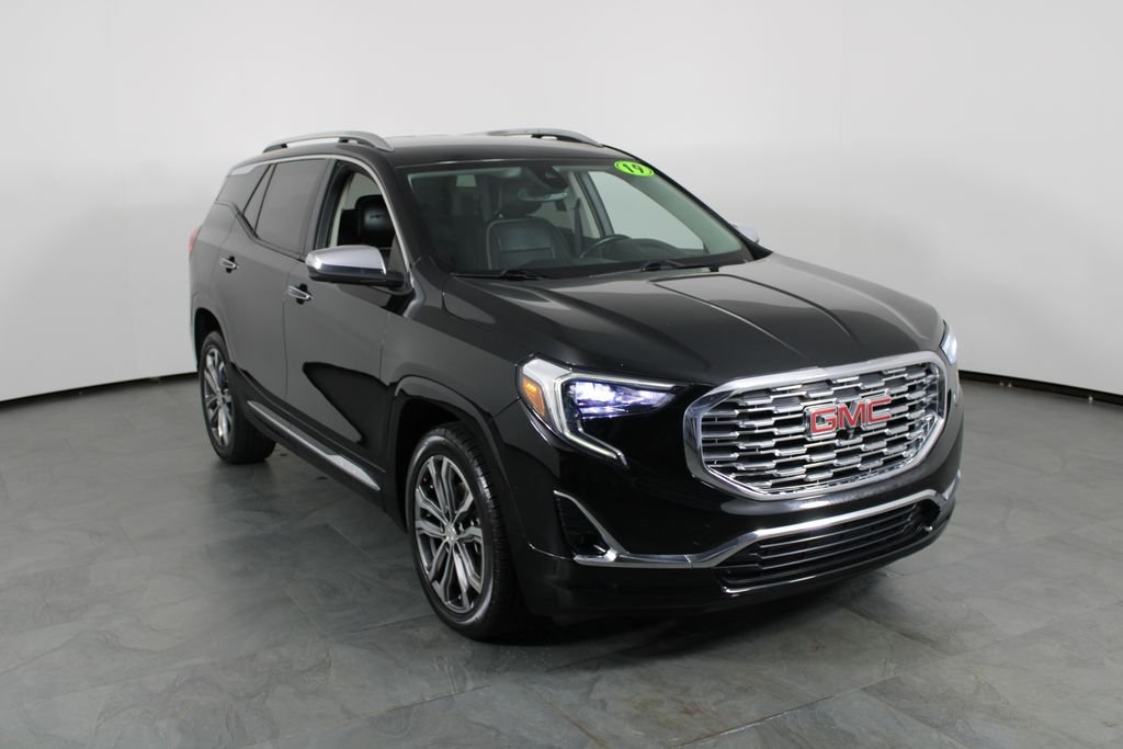 Used 2019 Black GMC Denali image 10
