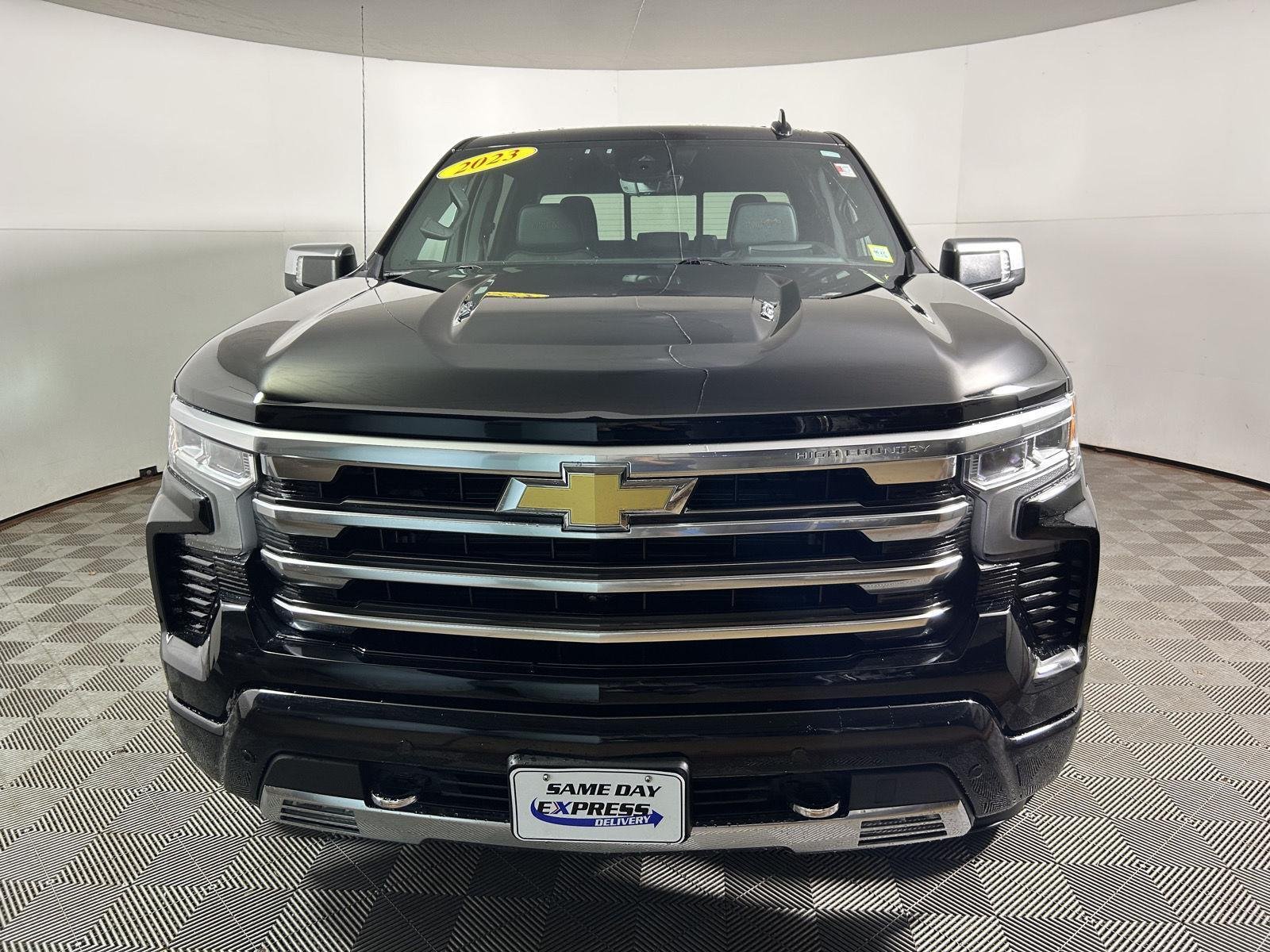 Used 2023 Black Chevrolet High Country image 13