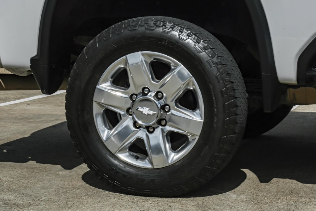 Used 2020 White Chevrolet LTZ image 59