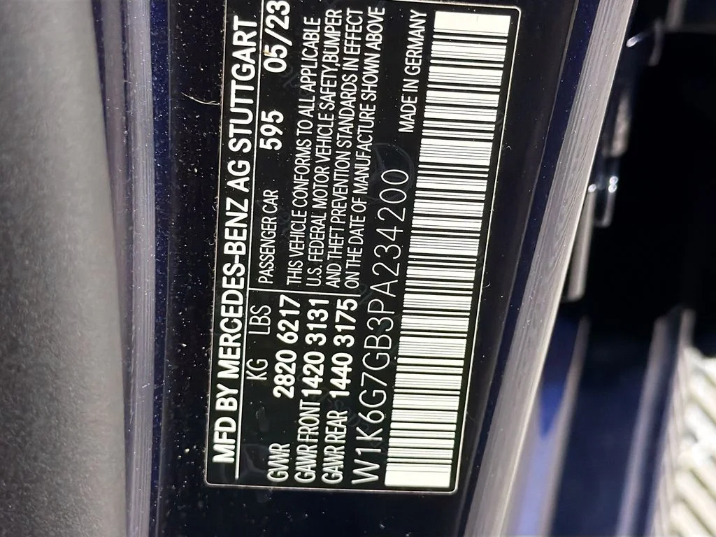 Used 2023 Blue Mercedes-Benz S 580 image 34