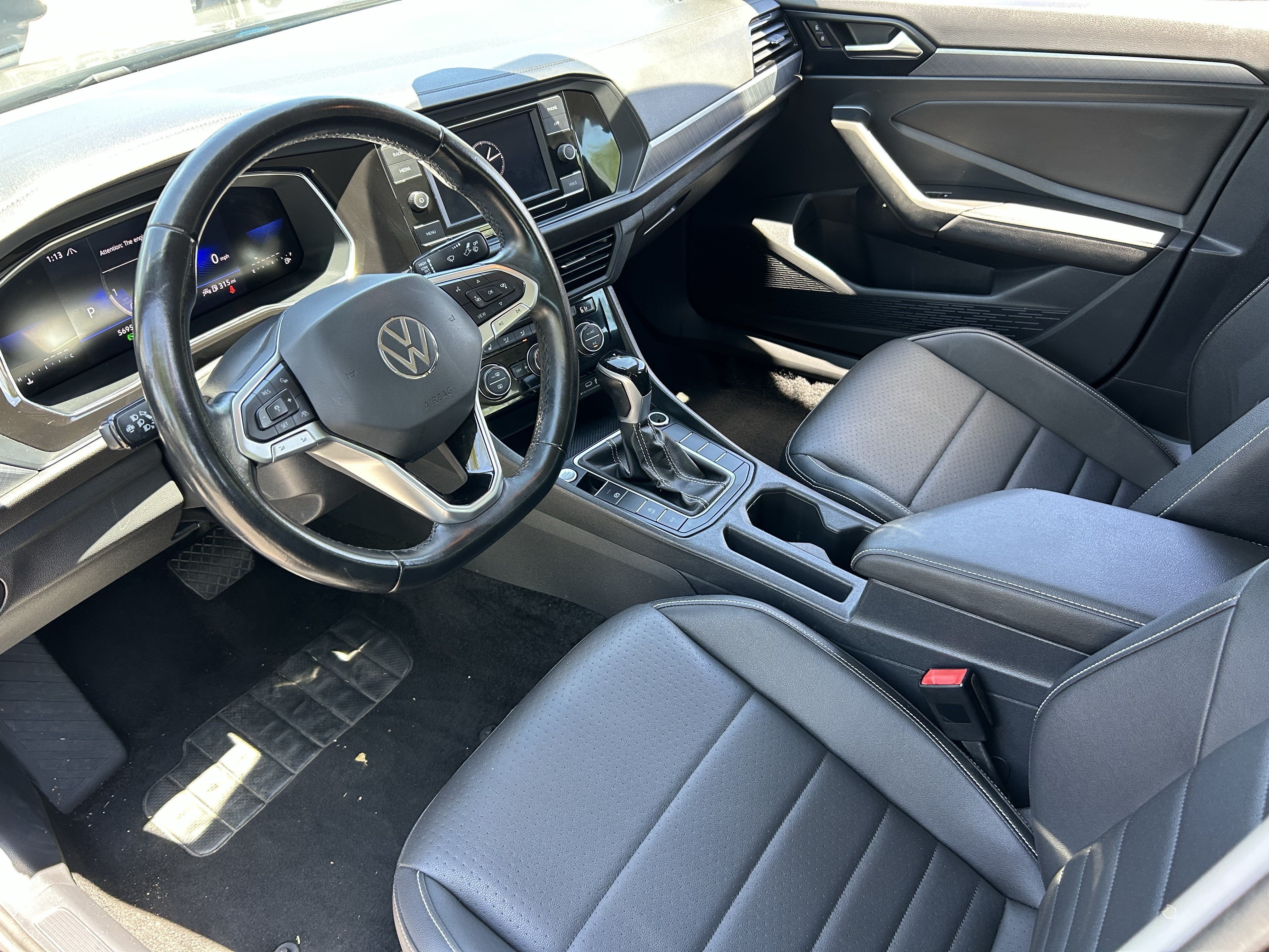 Used 2024 Black Volkswagen SE image 16