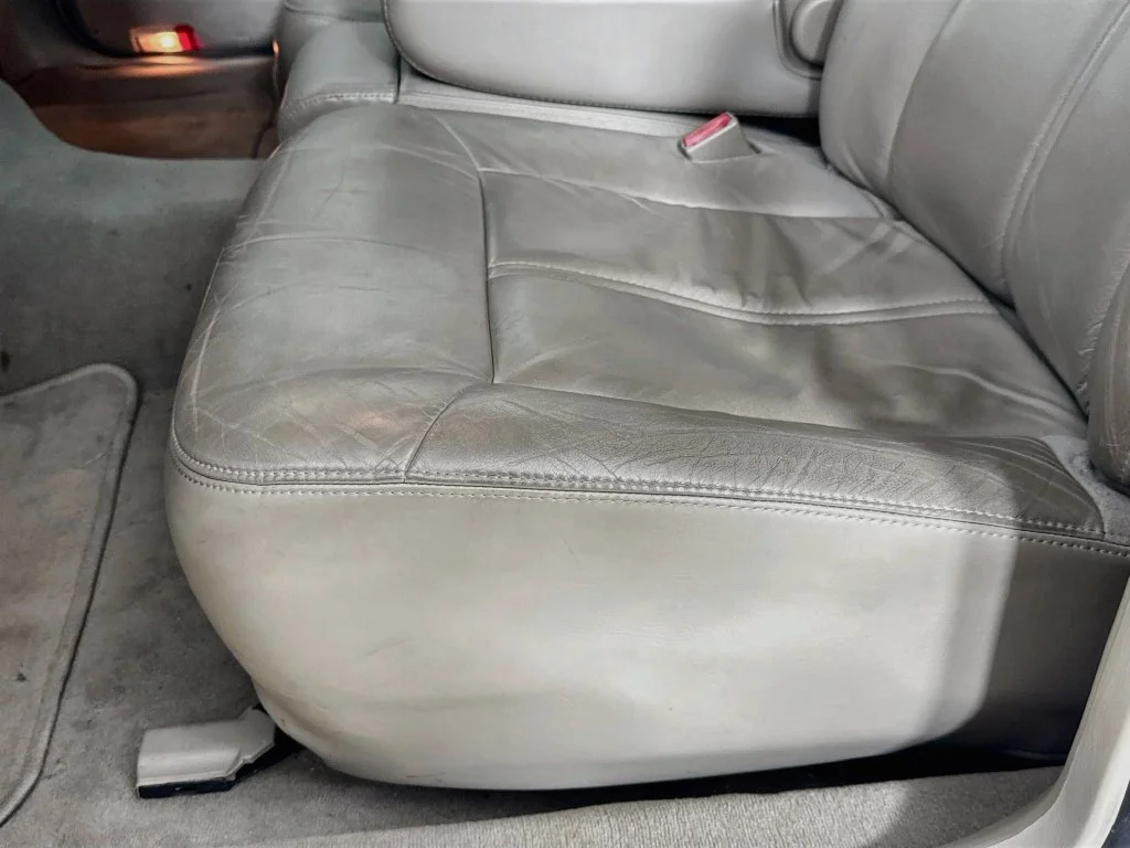 Used 2007 White Lincoln Signature image 21