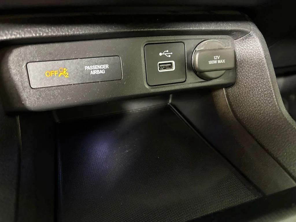 Used 2022  Honda EX image 32