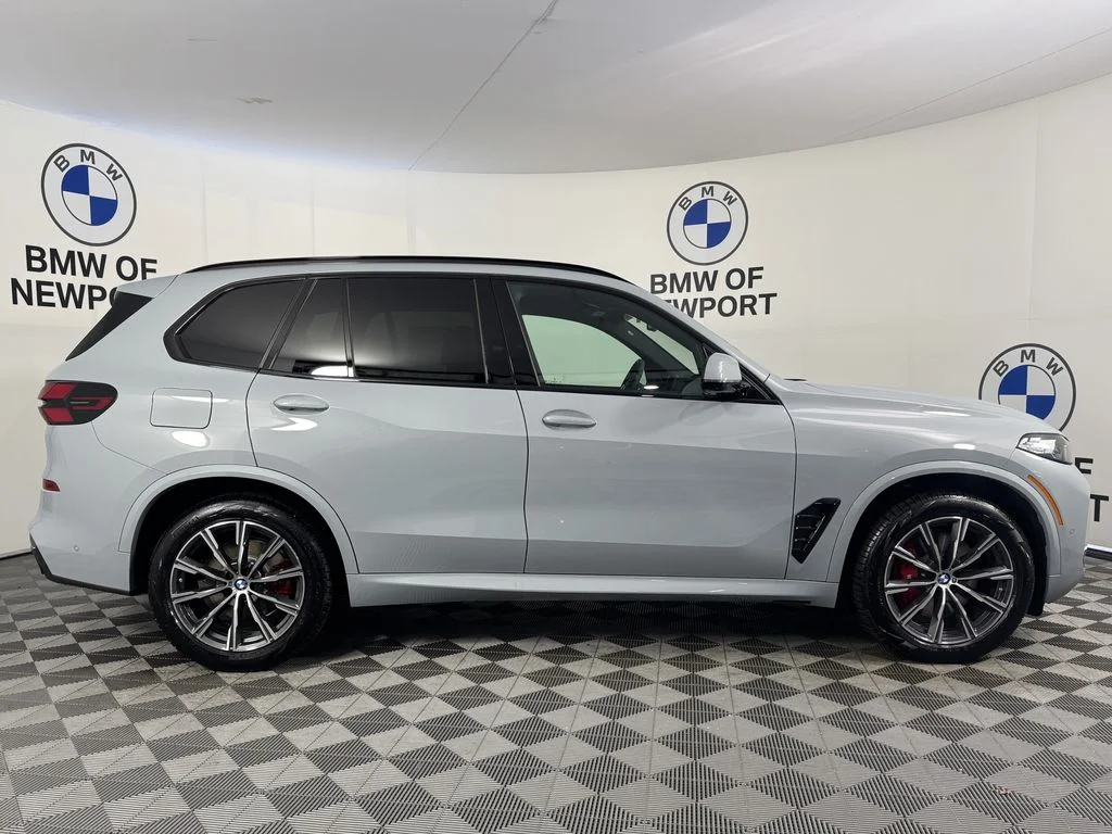 New 2026 Brooklyn Grey Metallic BMW xDrive40i image 4