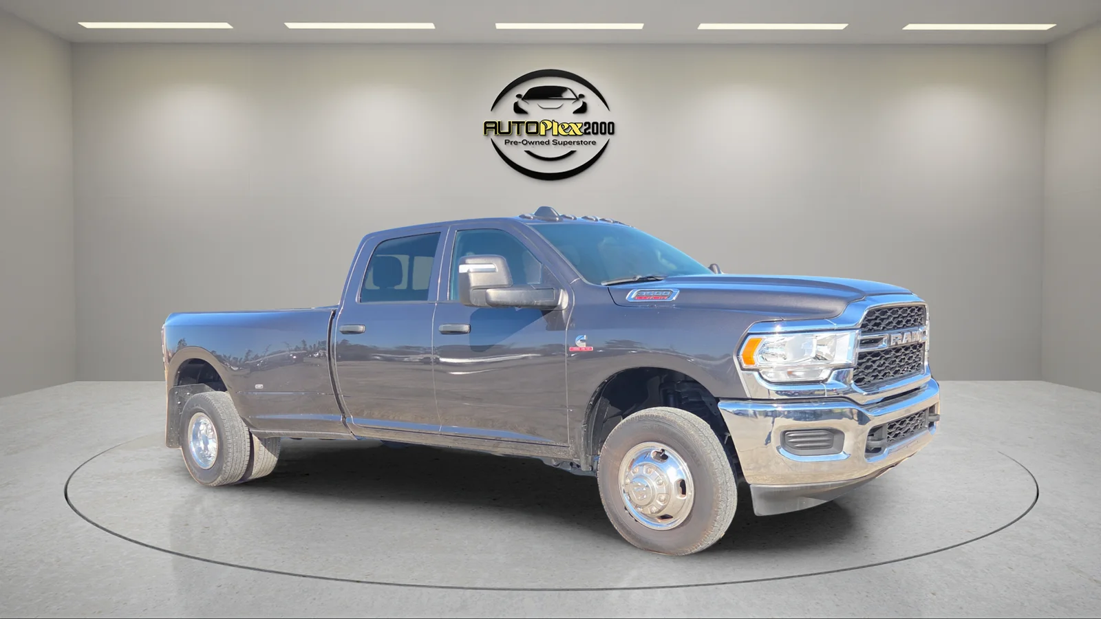 2024 RAM 3500 Tradesman 4X4 Crew Cab LWB's photo