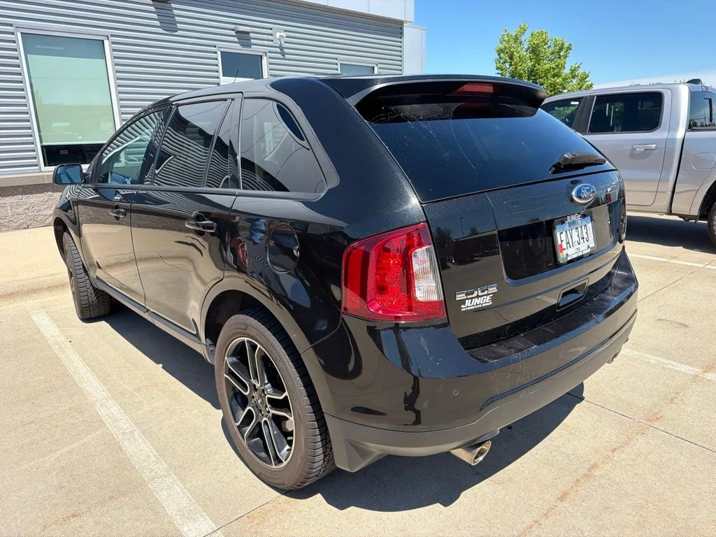Used 2014 Black Ford SEL image 6