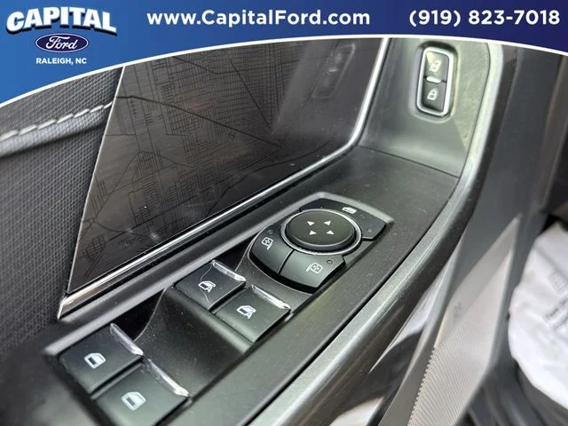 Used 2023 White Ford XLT image 21