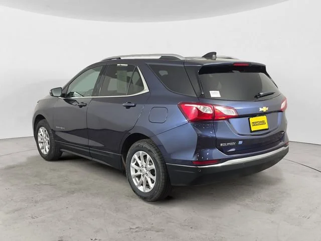 Used 2018 STORM BLUE METALLIC Chevrolet LT image 3