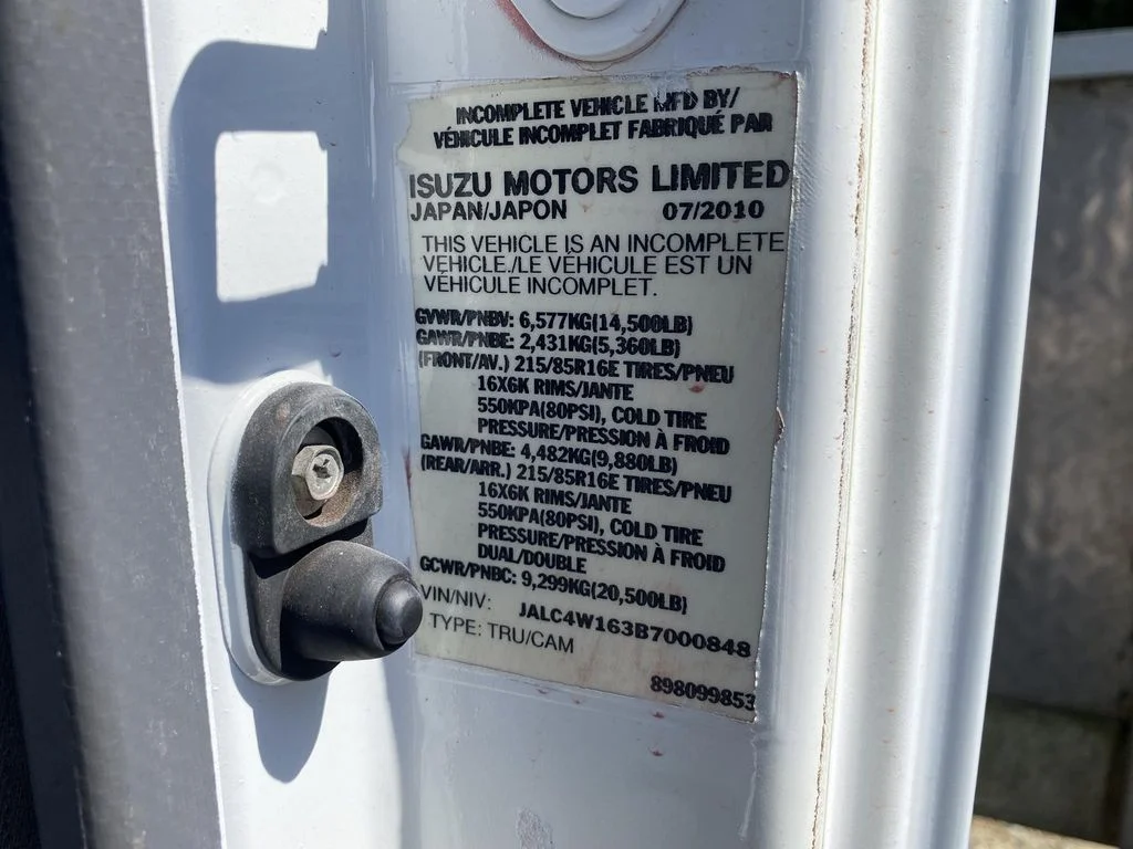 Used 2011  Isuzu NPR HD DSL REG image 37