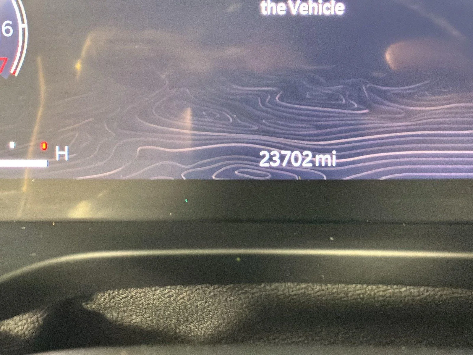 Used 2024 Silver Zynith Jeep Laredo X image 38