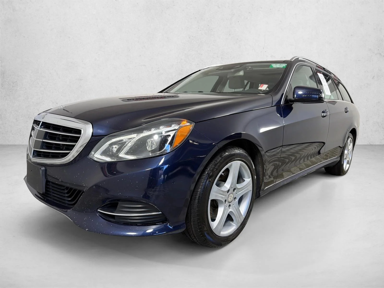Used 2016 Blue Mercedes-Benz E 350 Luxury image 9