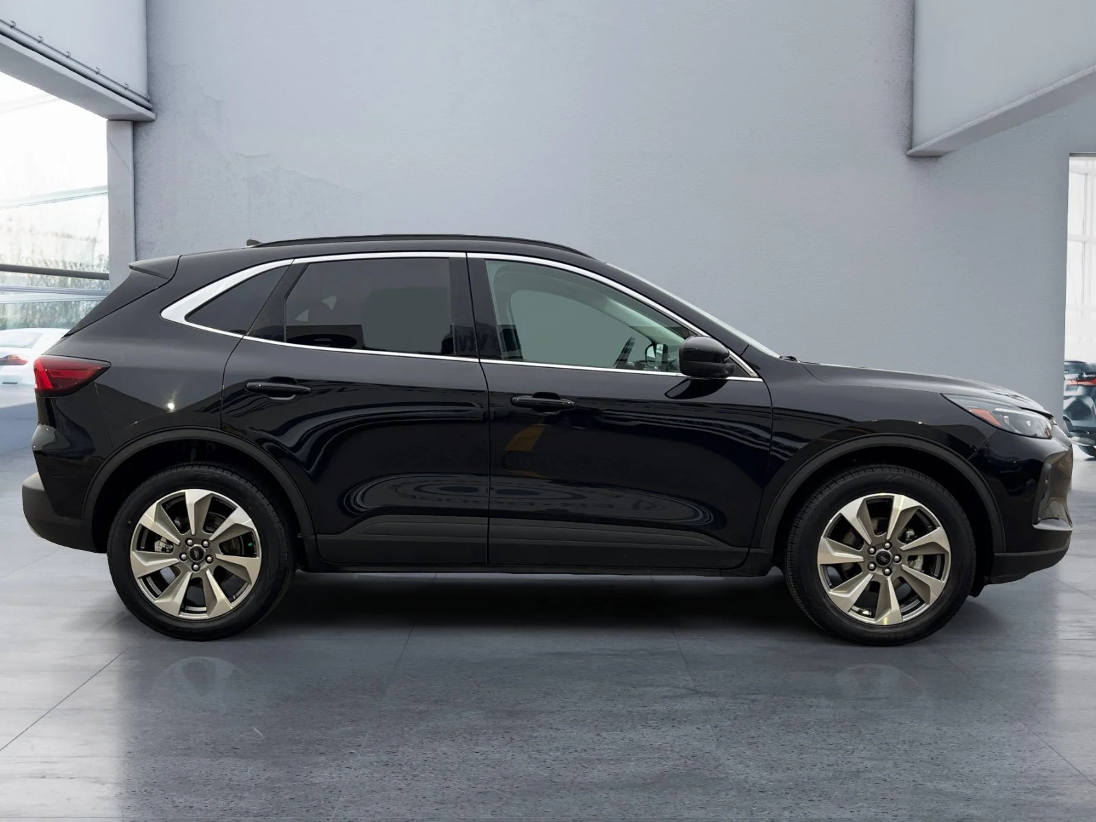 Used 2025 Black Ford Platinum image 6