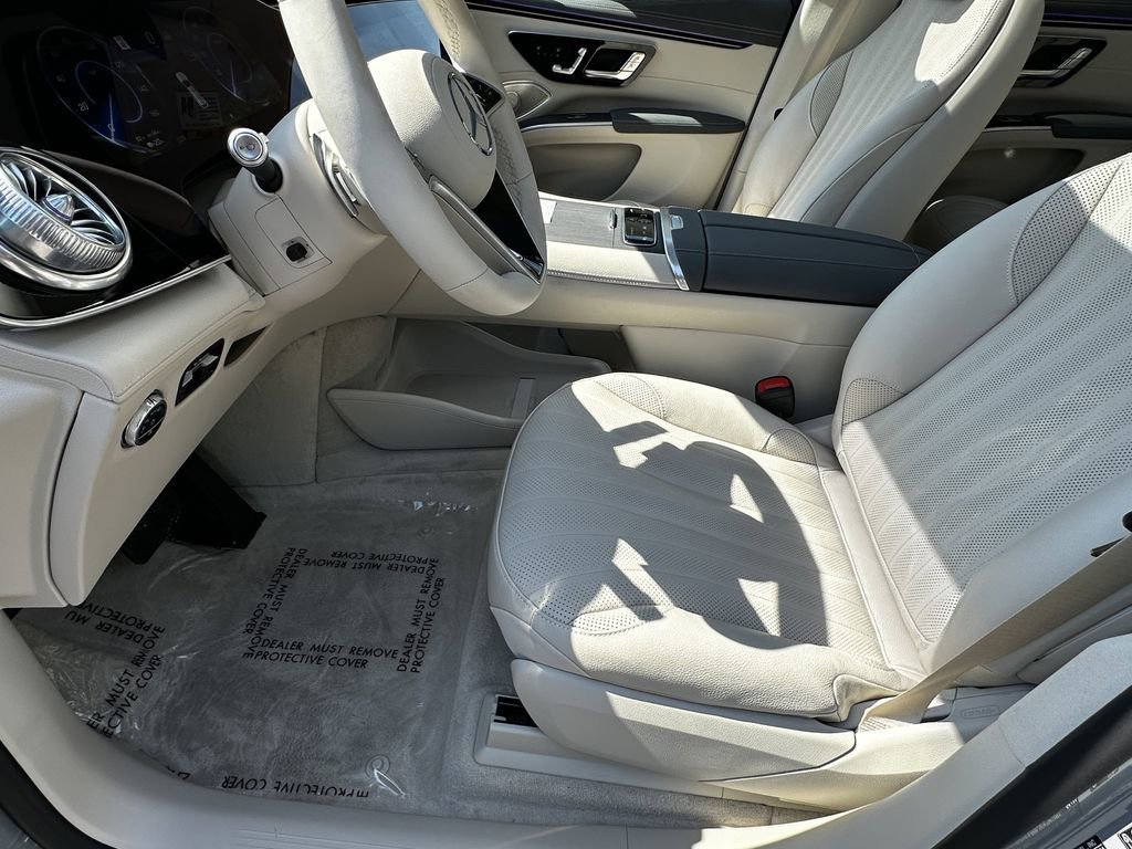 New 2026 MANUFAKTUR Alpine Grey Mercedes-Benz EQS 400 image 49