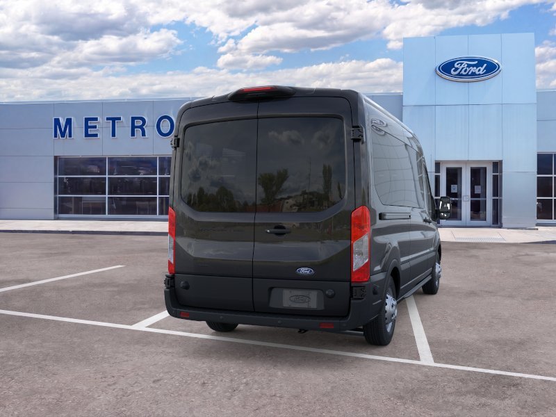 New 2026 Agate Black Metallic Ford XLT image 8