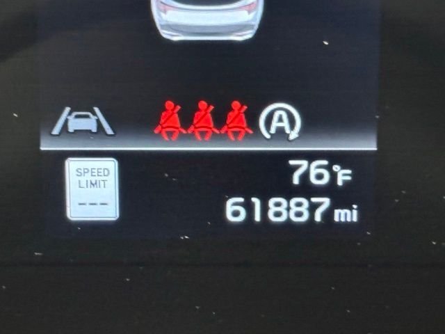 Used 2023 White Kia EX image 19