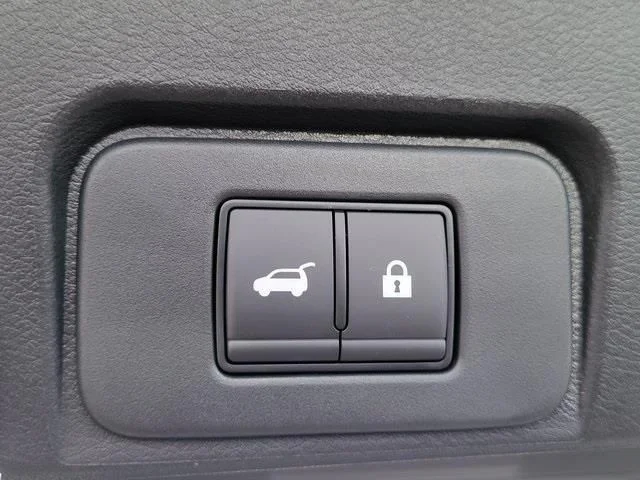 Used 2026 White Nissan SV image 5