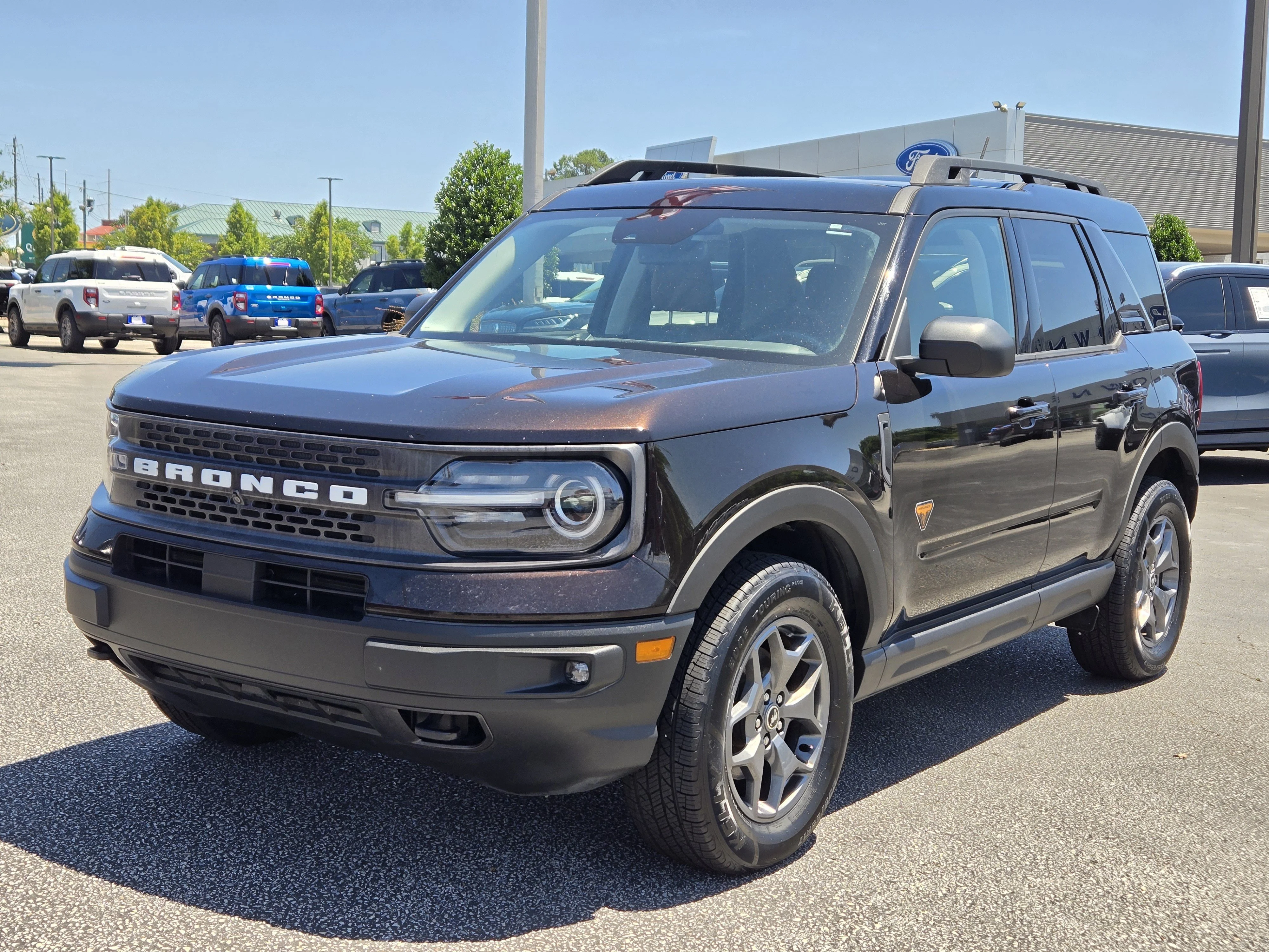 Used 2021 Kodiak Brown Metallic Ford Badlands image 2