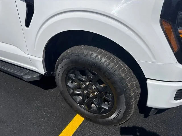 Used 2025 White Ford XLT image 4