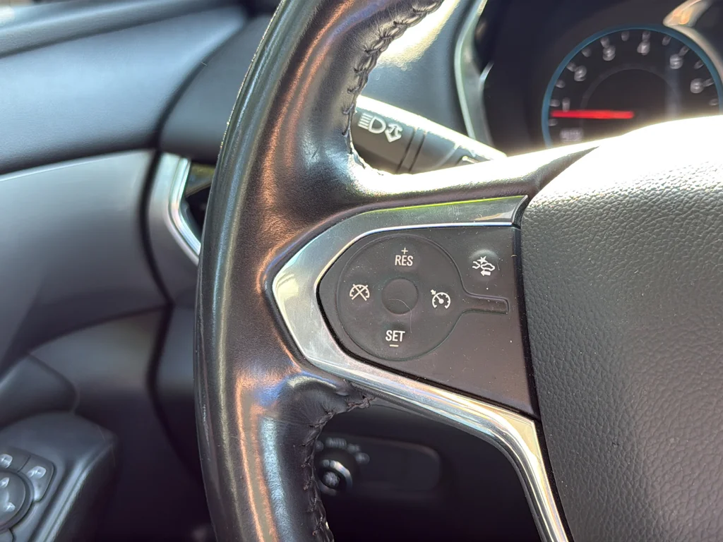 Used 2022 Blue Chevrolet LT image 16