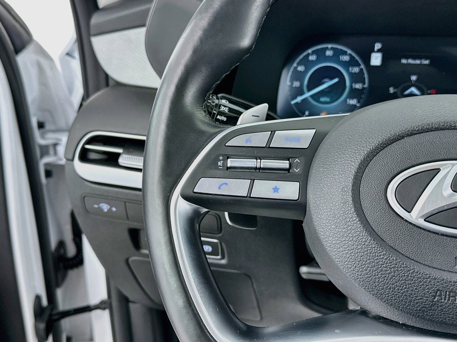 2025 Hyundai Palisade SEL Premium - Photo 15