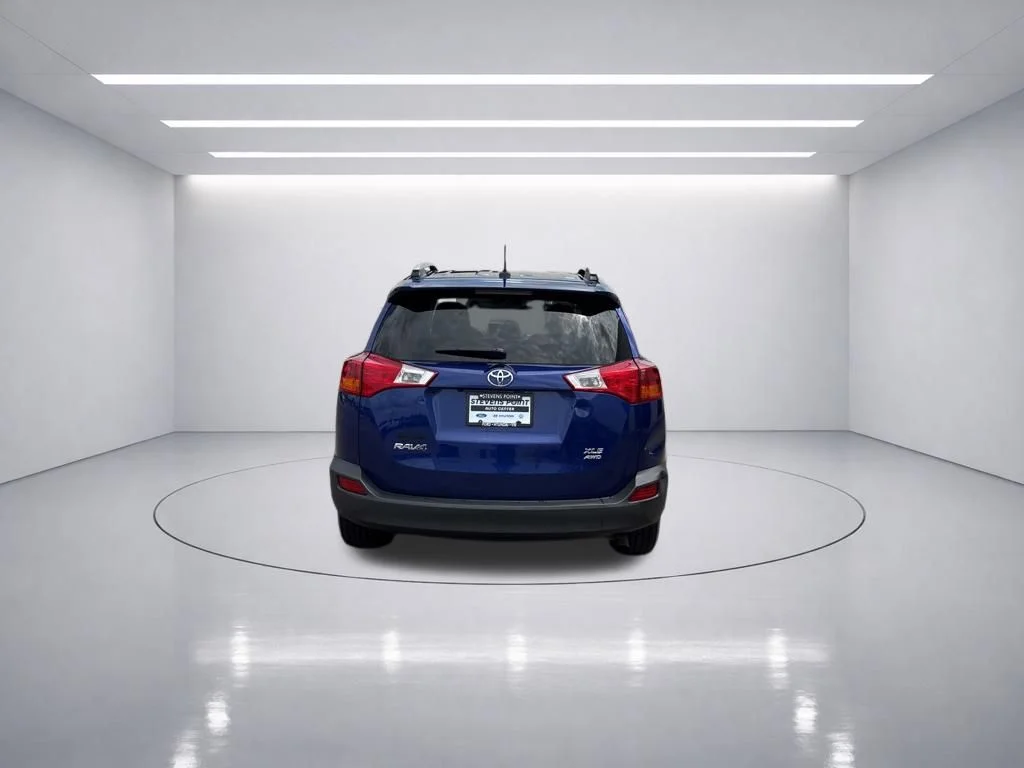 Used 2015 Blue Crush Metallic Toyota XLE image 6