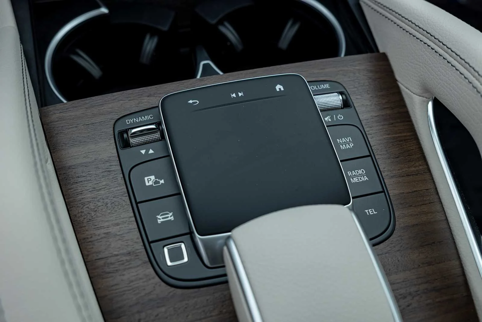 New 2026 Polar White Mercedes-Benz GLS 450 image 20
