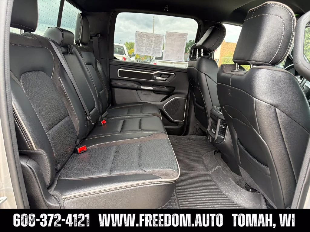 Used 2023 Billet Silver Metallic Clearcoat Ram Laramie image 33