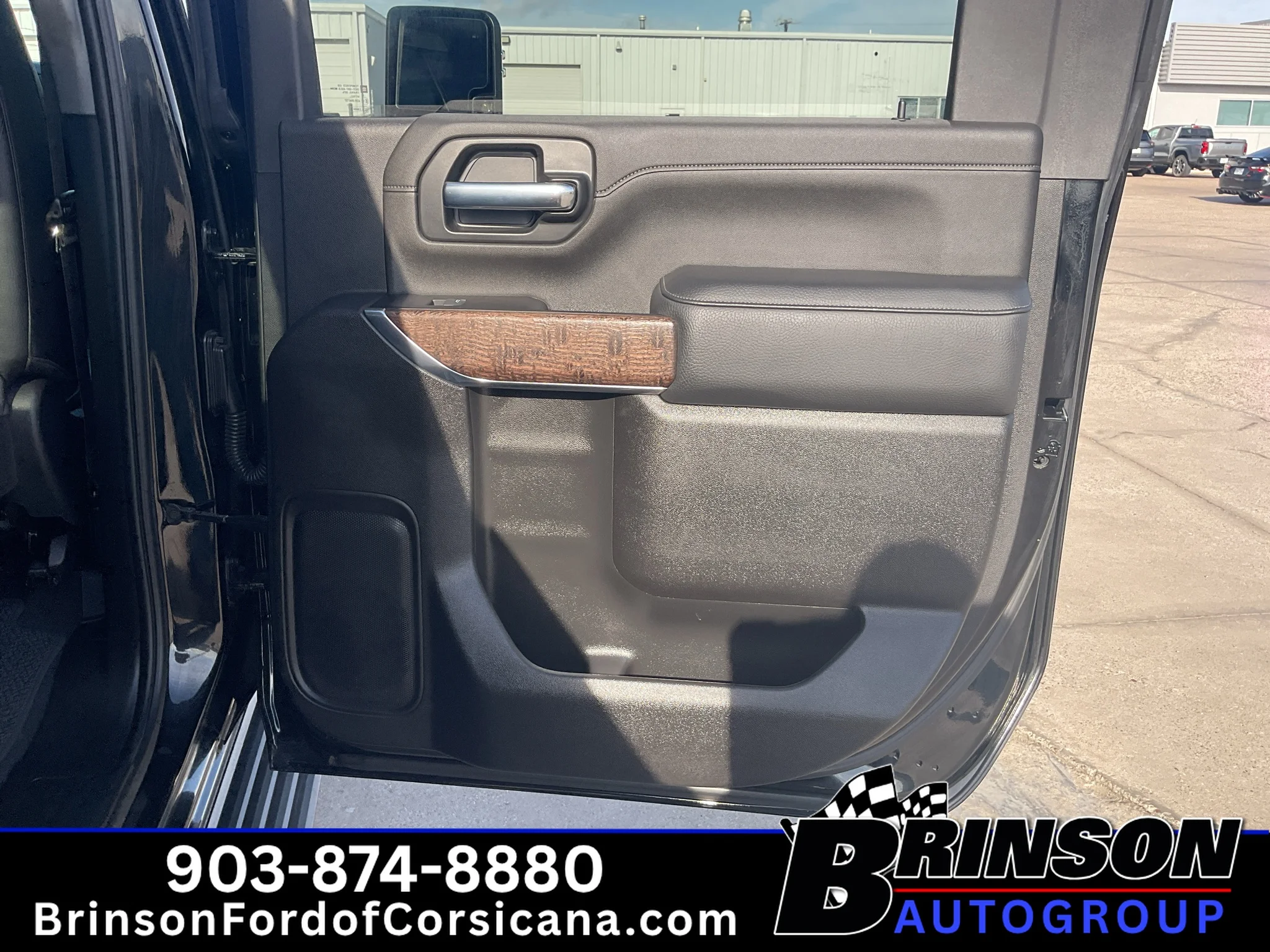 Used 2022 Onyx Black GMC Denali image 20