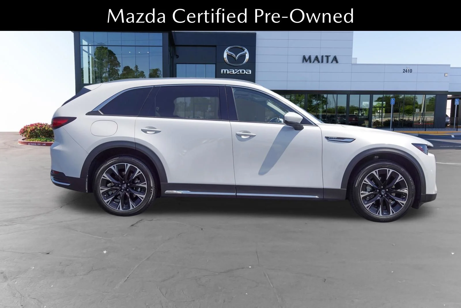 Certified Used 2024 Rhodium White Premium Mazda Premium image 2