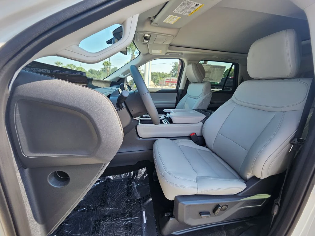 New 2027 White Ford Active image 4