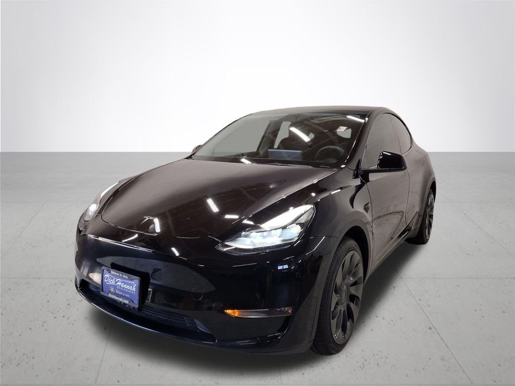 Used 2023 Tesla Model Y Long Range with VIN 7SAYGDEEXPF765192 for sale in Vancouver, WA